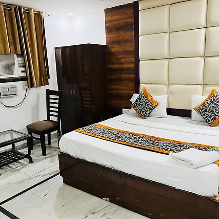 Hotel Marina Near Igi Airport Delhi Νέο Δελχί Εξωτερικό φωτογραφία