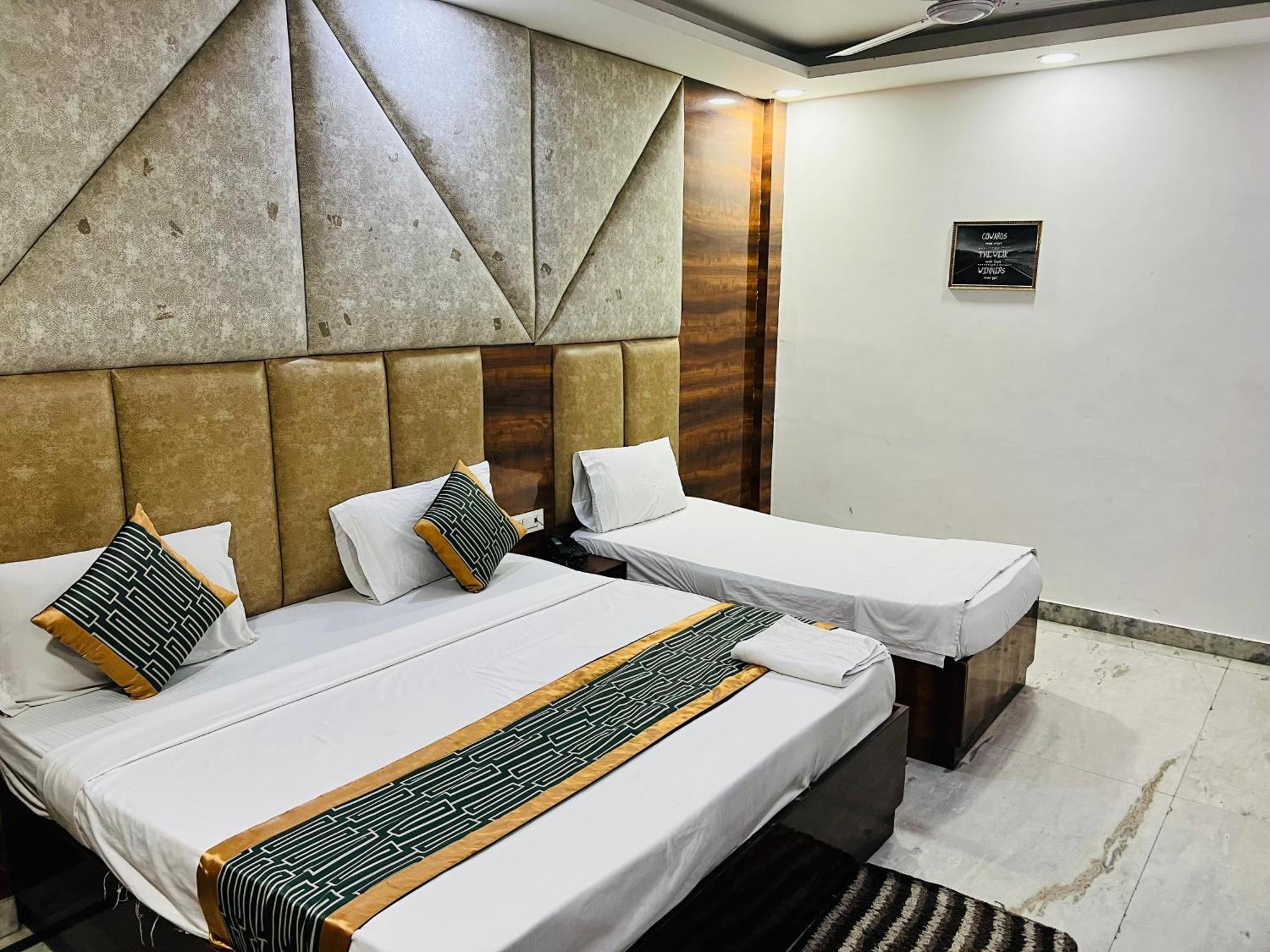 Hotel Marina Near Igi Airport Delhi Νέο Δελχί Εξωτερικό φωτογραφία