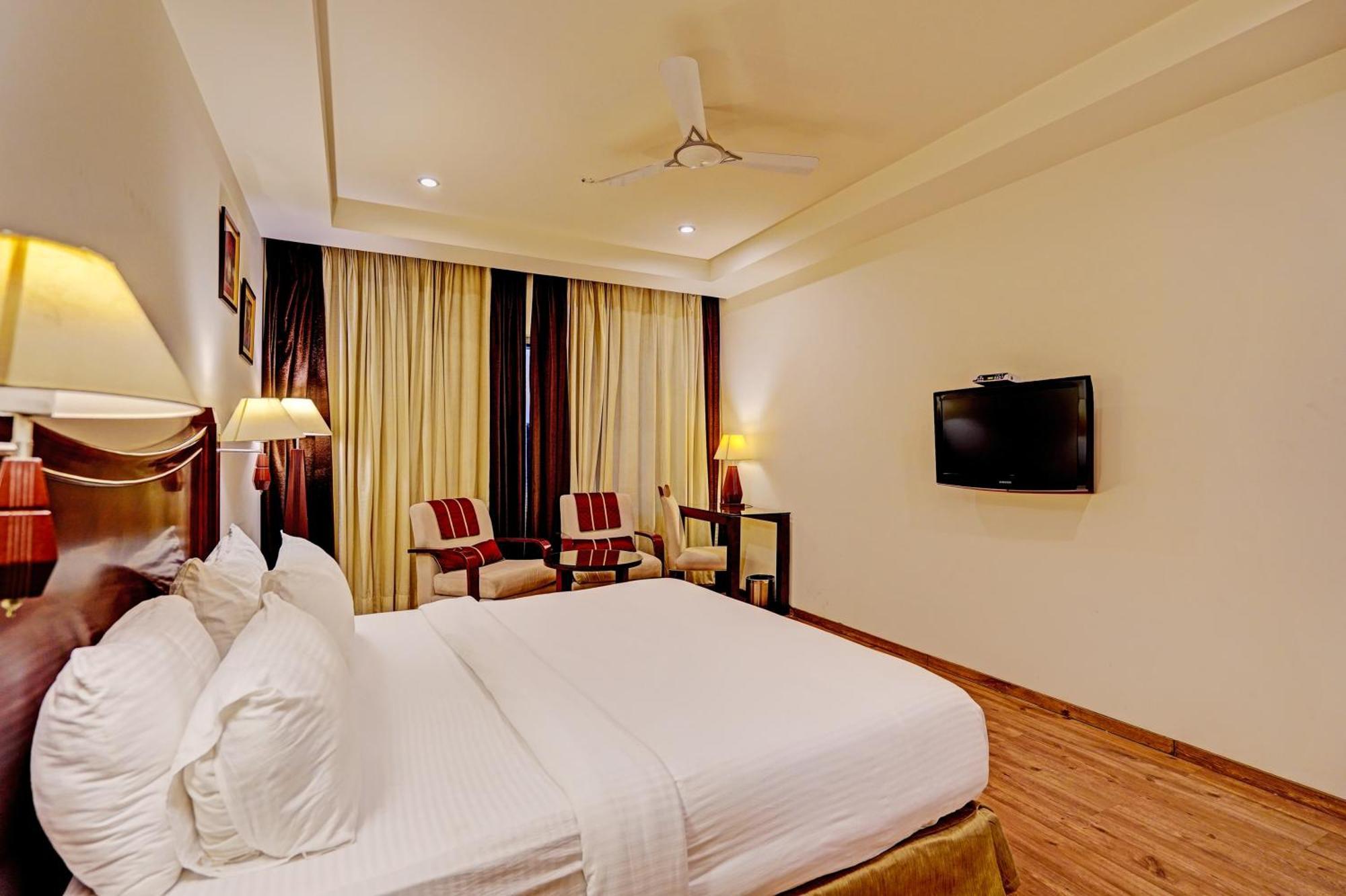 Hotel Marina Near Igi Airport Delhi Νέο Δελχί Εξωτερικό φωτογραφία
